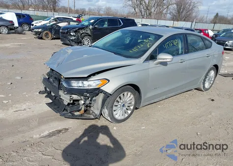2015 Ford Fusion Hybrid Se из США, поврежденный, VIN 3FA6P0LU8FR266272